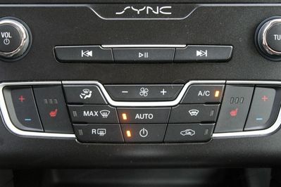 Ford Mondeo 2.0 Hybrid Trend