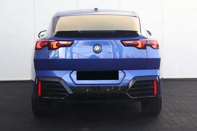 BMW iX2 eDrive20 M Sport