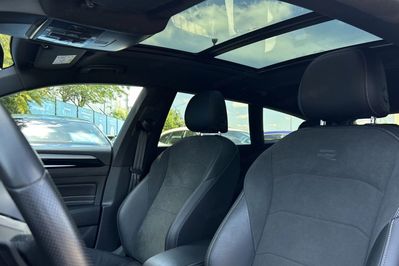 Volkswagen Arteon 2.0 Tdi r-Line Dsg