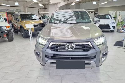 Toyota HiLux Double Cab Invincible