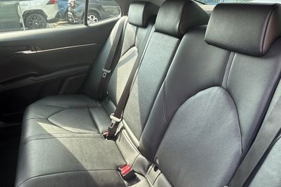 Toyota Camry Executive 2.5 Hybrid  CVT