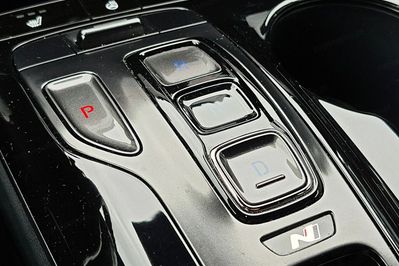 Hyundai Tucson 1.6 t-Gdi Hev Modern 2WD