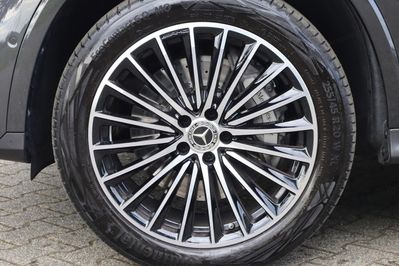 Mercedes GLC 300 4-Matic AMG Line