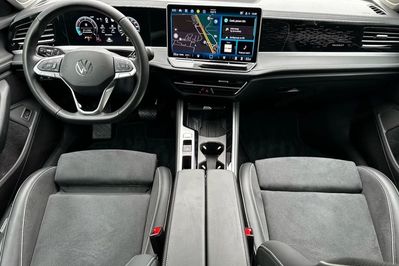 Volkswagen Passat 2.0 Tdi Scr Dsg Elegance