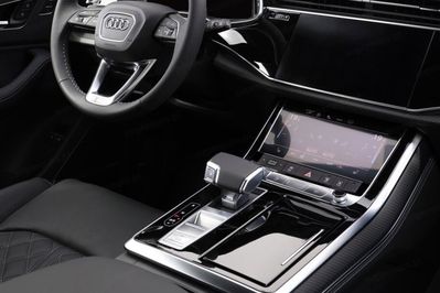 Audi Q7 55 TFSI e quattro S Line