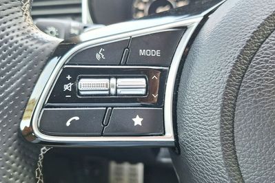 Kia Ceed 1.5 T-Gdi Gt Line Dct