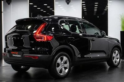 Volvo XC40 T3 Momentum Pro