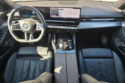 BMW Seria 5 520d xDrive M Sport aut