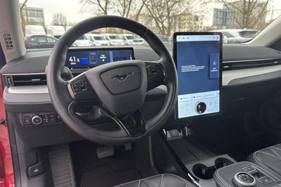 Ford Mustang Mach-E 75kWh RWD