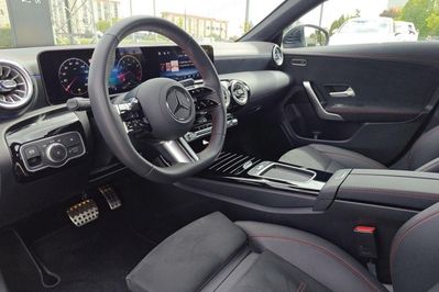 Mercedes CLA 200 AMG Line