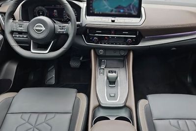 Nissan Qashqai Tekna Xtronic 1.3 DIG-T mHEV