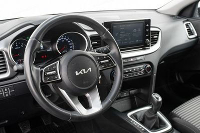 Kia Ceed 1.5 T-GDI M