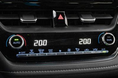 Toyota Corolla 2.0 Hybrid