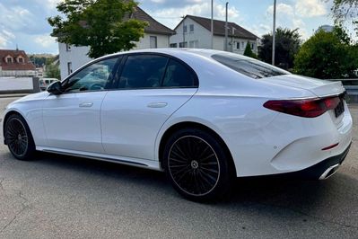 Mercedes Klasa E 300 de 4-Matic AMG