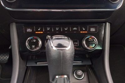 Skoda Superb 1.5 TSI Ambition DSG