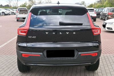 Volvo XC40 B3 Plus Dark