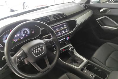 Audi Q3 35 TFSI mHEV S tronic