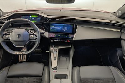 Peugeot 408 GT 1.2 mHEV e-DCS6