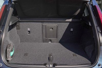 Volvo XC40 B3 Plus Dark