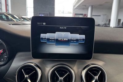 Mercedes GLA 200