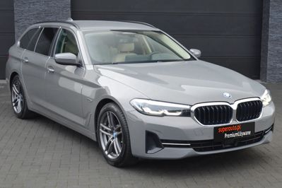 BMW Seria 5 530e sport-aut