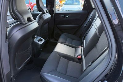 Volvo XC60 T4 Momentum Pro aut