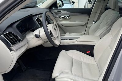 Volvo XC90 T8 AWD Plug-In Hybrid Ultra Dark 7OS