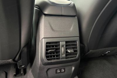 BMW Seria 2 220i mHEV aut