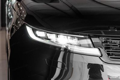 Land Rover Range Rover Sport D300 Dynamic SE