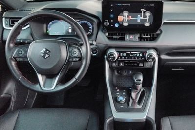 Suzuki Across 2.5 Plug-in Hybrid Elegance 4WD CVT