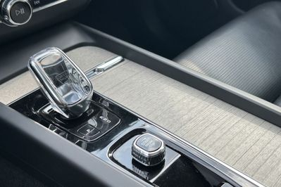 Volvo XC60 T6 Plug-In Hybrid AWD Inscription aut