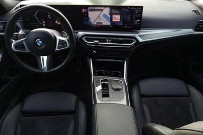 BMW Seria 3 318i M Sport aut