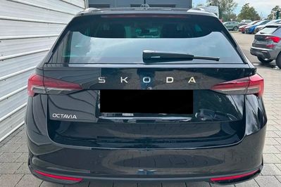 Skoda Octavia Drive Selection 1.5 TSI mHEV DSG