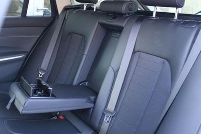 BMW Seria 3 Touring 320d xDrive Sport Line