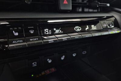 Toyota C-HR Tokyo Edition 2.0 PHEV Dynamic Force