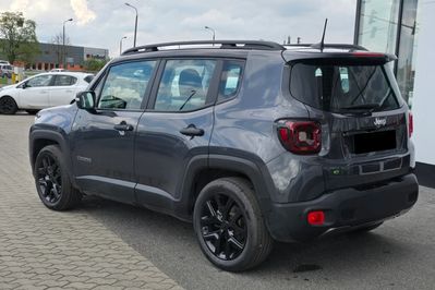 Jeep Renegade 1.5 T4 mHEV Summit FWD S&S DCT