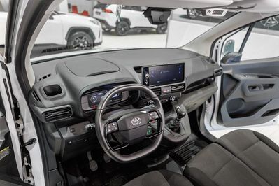 Toyota Proace City Long L2H1