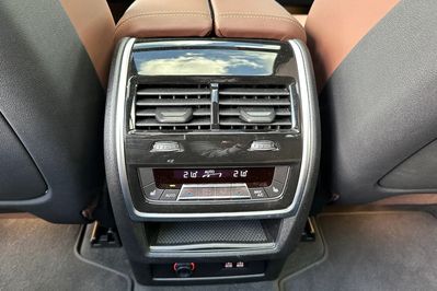 BMW X7 M60i xDrive