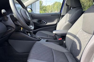 Toyota Yaris Hybrid Style