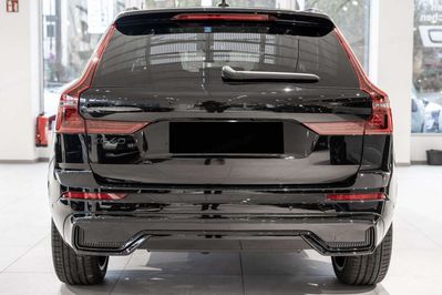 Volvo XC60 B5 AWD Ultra Black Edition