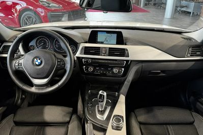 BMW Seria 3 Touring 320d xDrive