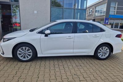 Toyota Corolla Comfort 1.5 benzyna