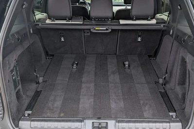 Land Rover Discovery D250 R-Dynamic