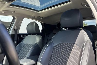 Kia XCeed 1.5 T-GDI Business Line DCT
