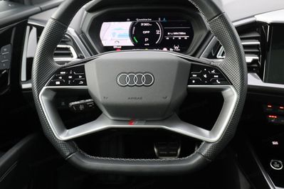 Audi Q4 e-tron 45 S Line Edition