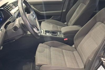 Volkswagen Passat 1.5 TSI  DSG