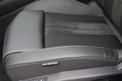 Peugeot 408 GT Exclusive S&S 1.2 mHEV  e-DSC6