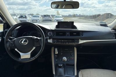 Lexus CT 200h Elegance