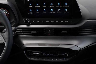 Hyundai i20 1.0 T-GDi Modern Black DCT