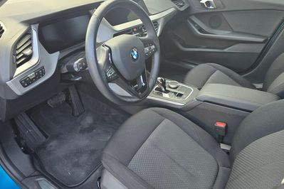 BMW Seria 1 118i Advantage